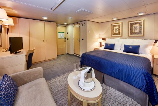 Deluxe Inside